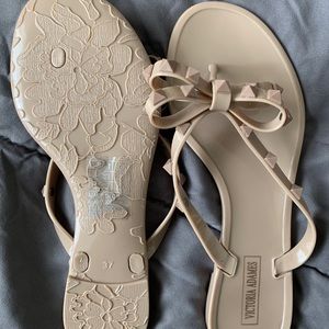 Victoria Adames Nude Jelly Sandals